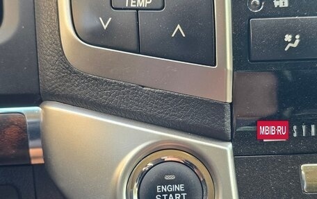 Toyota Land Cruiser 200, 2013 год, 3 650 000 рублей, 13 фотография