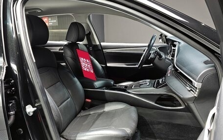 Hyundai Grandeur, 2022 год, 2 500 000 рублей, 3 фотография