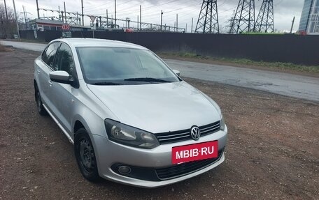 Volkswagen Polo VI (EU Market), 2012 год, 680 000 рублей, 2 фотография