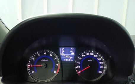 Hyundai Solaris II рестайлинг, 2014 год, 740 000 рублей, 16 фотография