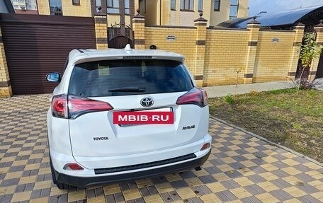 Toyota RAV4, 2017 год, 2 350 000 рублей, 7 фотография