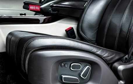 Land Rover Range Rover IV рестайлинг, 2015 год, 3 350 000 рублей, 13 фотография