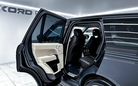 Land Rover Range Rover IV рестайлинг, 2015 год, 3 350 000 рублей, 26 фотография