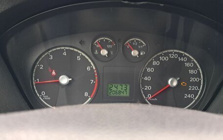 Ford Focus II рестайлинг, 2006 год, 350 000 рублей, 16 фотография