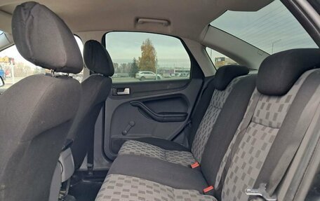 Ford Focus II рестайлинг, 2006 год, 350 000 рублей, 15 фотография