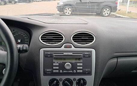 Ford Focus II рестайлинг, 2006 год, 350 000 рублей, 18 фотография