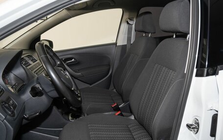 Volkswagen Polo VI (EU Market), 2019 год, 1 360 000 рублей, 6 фотография