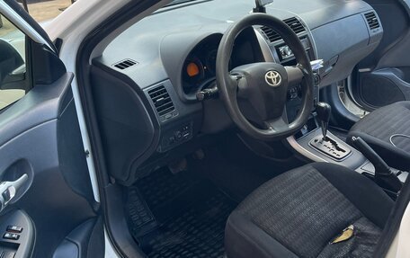 Toyota Corolla, 2012 год, 650 000 рублей, 9 фотография