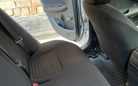 Toyota Corolla, 2012 год, 650 000 рублей, 19 фотография