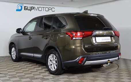 Mitsubishi Outlander III рестайлинг 3, 2017 год, 1 819 990 рублей, 7 фотография