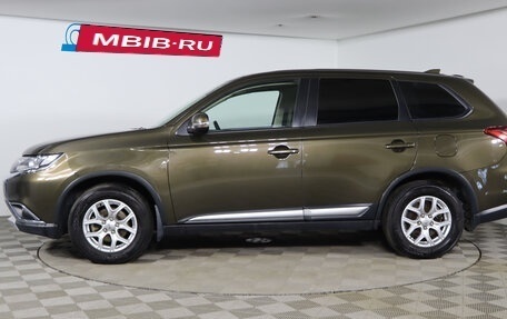 Mitsubishi Outlander III рестайлинг 3, 2017 год, 1 819 990 рублей, 8 фотография