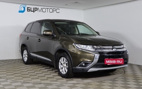 Mitsubishi Outlander III рестайлинг 3, 2017 год, 1 819 990 рублей, 3 фотография