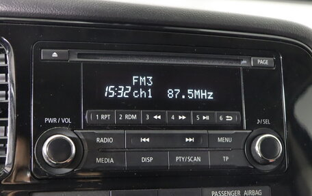 Mitsubishi Outlander III рестайлинг 3, 2017 год, 1 819 990 рублей, 17 фотография