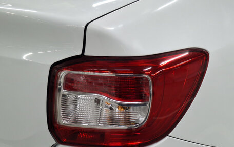 Renault Logan II, 2018 год, 639 000 рублей, 13 фотография