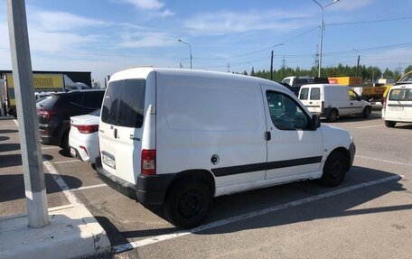 Peugeot Partner II рестайлинг 2, 2005 год, 250 000 рублей, 3 фотография