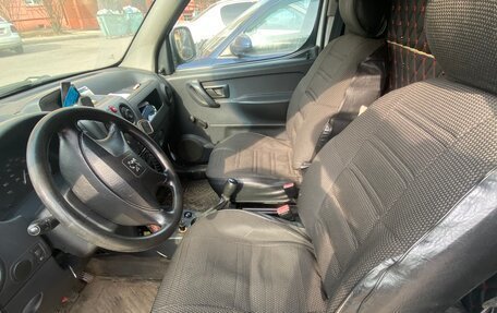 Peugeot Partner II рестайлинг 2, 2005 год, 250 000 рублей, 10 фотография