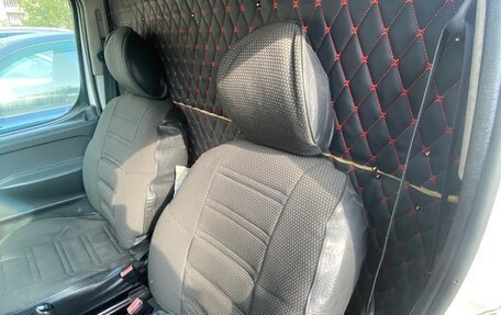 Peugeot Partner II рестайлинг 2, 2005 год, 250 000 рублей, 19 фотография