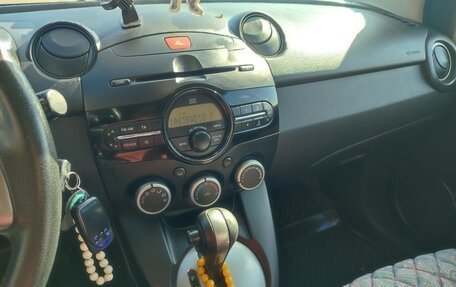 Mazda 2 III, 2012 год, 950 000 рублей, 14 фотография