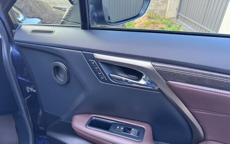 Lexus RX IV рестайлинг, 2019 год, 5 990 000 рублей, 11 фотография