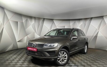 Volkswagen Touareg III, 2015 год, 2 449 000 рублей, 1 фотография