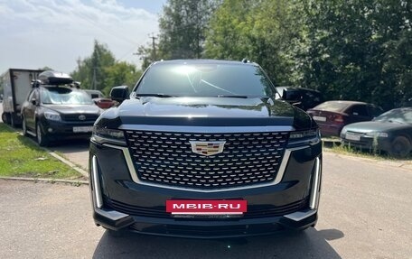 Cadillac Escalade V, 2021 год, 9 836 000 рублей, 2 фотография