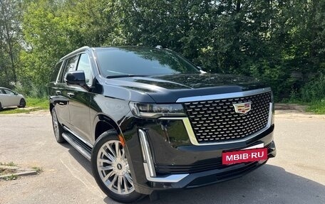 Cadillac Escalade V, 2021 год, 9 836 000 рублей, 3 фотография