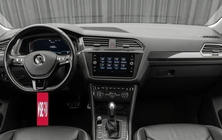 Volkswagen Tiguan II, 2020 год, 2 980 000 рублей, 10 фотография