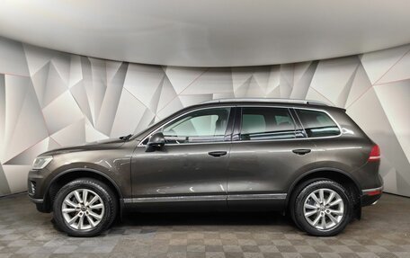 Volkswagen Touareg III, 2015 год, 2 449 000 рублей, 5 фотография
