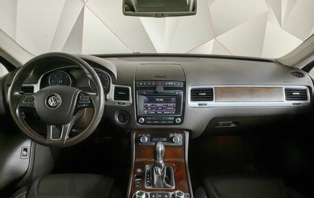Volkswagen Touareg III, 2015 год, 2 449 000 рублей, 10 фотография