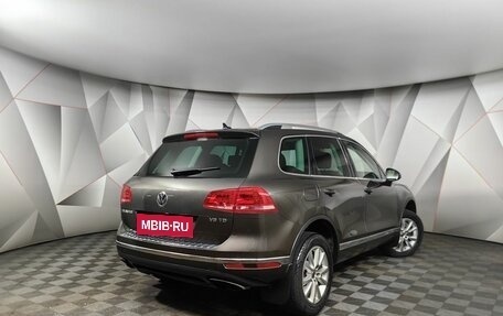 Volkswagen Touareg III, 2015 год, 2 449 000 рублей, 2 фотография