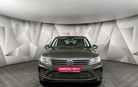 Volkswagen Touareg III, 2015 год, 2 449 000 рублей, 7 фотография