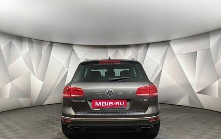 Volkswagen Touareg III, 2015 год, 2 449 000 рублей, 8 фотография