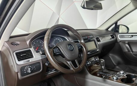 Volkswagen Touareg III, 2015 год, 2 449 000 рублей, 20 фотография