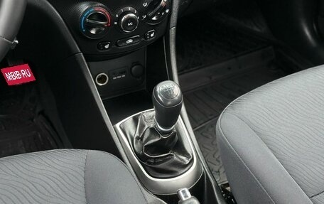 Hyundai Solaris II рестайлинг, 2013 год, 749 000 рублей, 19 фотография