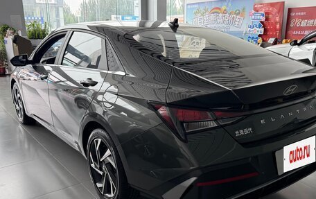 Hyundai Elantra, 2025 год, 1 998 000 рублей, 3 фотография