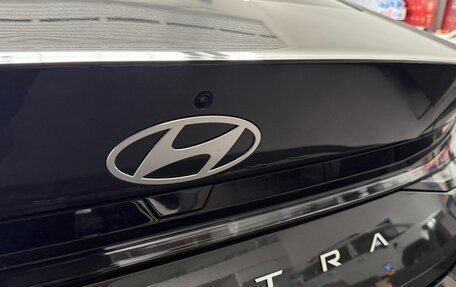 Hyundai Elantra, 2025 год, 1 998 000 рублей, 21 фотография