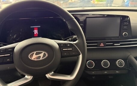 Hyundai Elantra, 2025 год, 1 998 000 рублей, 16 фотография