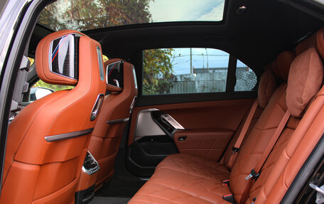 BMW 7 серия, 2024 год, 14 500 000 рублей, 9 фотография