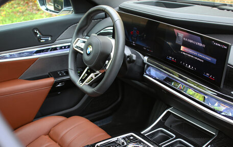 BMW 7 серия, 2024 год, 14 500 000 рублей, 19 фотография