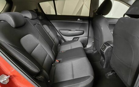 KIA Sportage IV рестайлинг, 2021 год, 2 398 000 рублей, 12 фотография