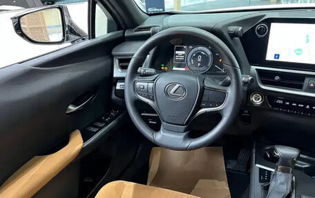 Lexus UX I, 2022 год, 2 950 000 рублей, 10 фотография