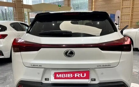 Lexus UX I, 2022 год, 2 950 000 рублей, 5 фотография