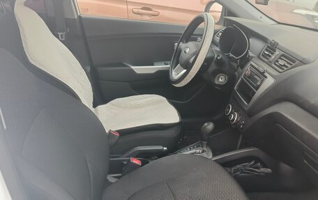 KIA Rio III рестайлинг, 2013 год, 1 000 000 рублей, 6 фотография
