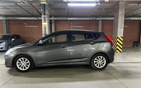 Hyundai Solaris II рестайлинг, 2012 год, 690 000 рублей, 4 фотография