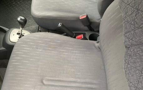 Toyota Yaris III рестайлинг, 2009 год, 400 000 рублей, 8 фотография