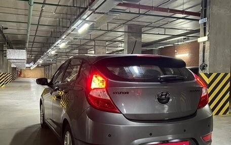 Hyundai Solaris II рестайлинг, 2012 год, 690 000 рублей, 3 фотография