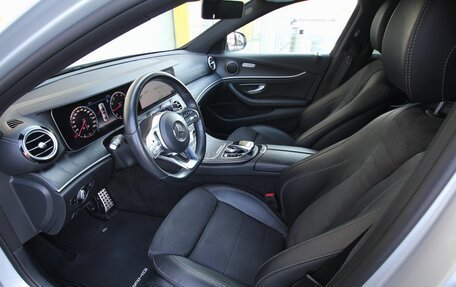Mercedes-Benz E-Класс, 2018 год, 3 199 000 рублей, 11 фотография