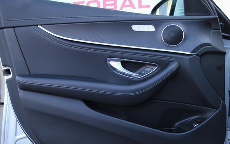 Mercedes-Benz E-Класс, 2018 год, 3 199 000 рублей, 19 фотография