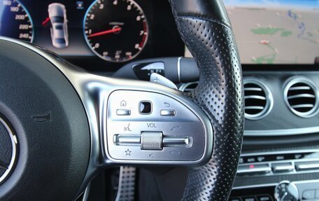 Mercedes-Benz E-Класс, 2018 год, 3 199 000 рублей, 23 фотография