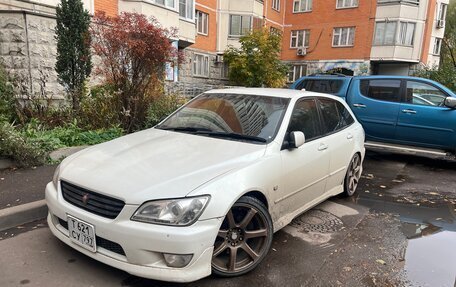 Toyota Altezza, 2002 год, 950 000 рублей, 10 фотография